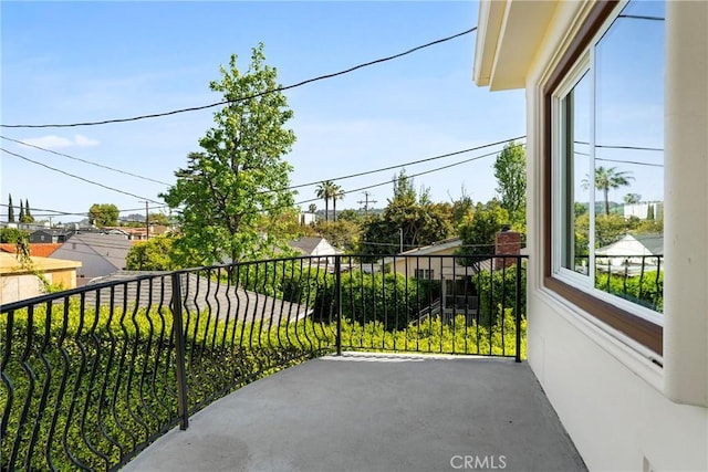 4818 Lemona Ave, Sherman Oaks, CA 91403 - view of balcony