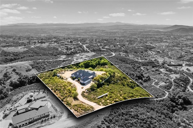 40267 Scanlon Rd, Temecula, CA 92592 - aerial view of property's location featuring mountains and property boundaries highlighted