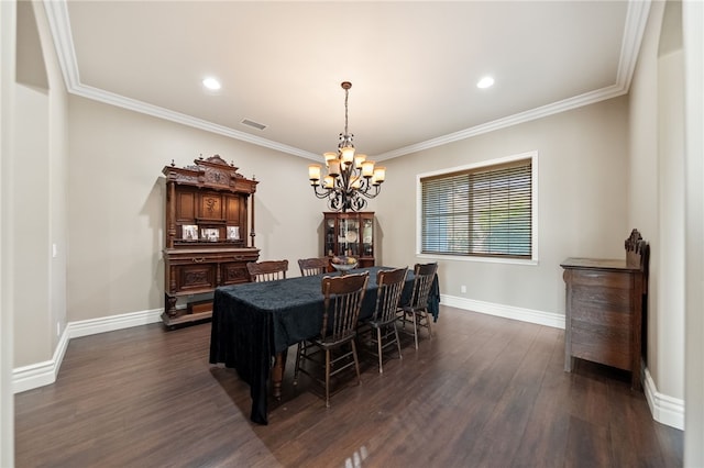 40267 Scanlon Rd, Temecula, CA 92592 - dining room featuring a chandelier, baseboards, dark wood-type flooring, crown molding, and recessed lighting