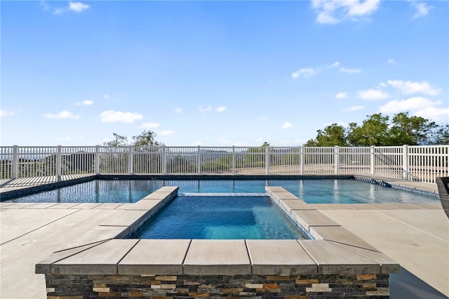 40267 Scanlon Rd, Temecula, CA 92592 - view of pool with fence, a pool with connected hot tub, and a patio