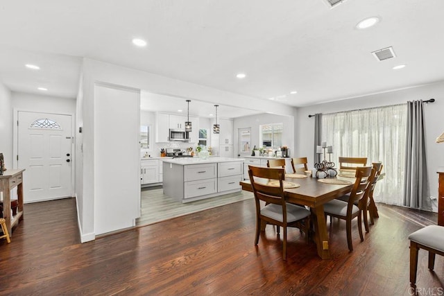 852 5th St, Imperial Beach, CA 91932 - dining area featuring wood finished floors and recessed lighting