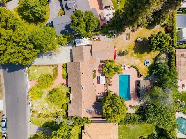5132 Quakertown Ave, Woodland Hills, CA 91364 - bird's eye view of a pool area