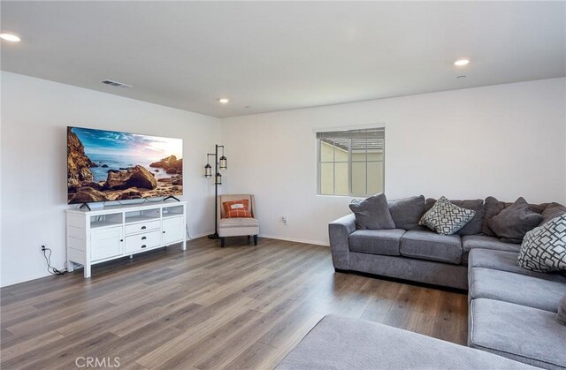 28400 Memory Ln, Winchester, CA 92596 - living room featuring wood finished floors and recessed lighting