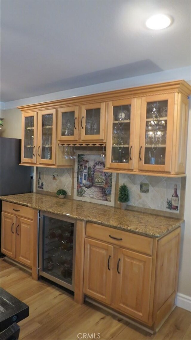 306 Vista Trucha, Newport Beach, CA 92660 - indoor dry bar featuring beverage cooler, light wood-style floors, and decorative backsplash