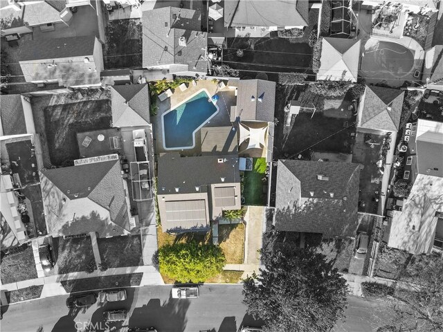 8110 Lesner Ave, Lake Balboa, CA 91406 - aerial view of residential area featuring a pool