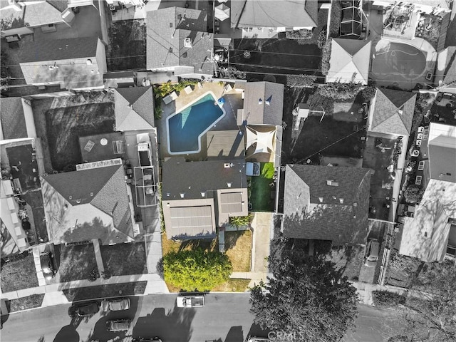 8110 Lesner Ave, Lake Balboa, CA 91406 - aerial view of residential area with a pool