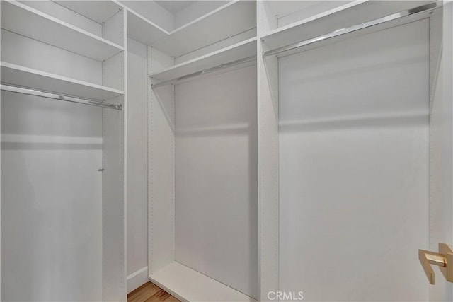 518 8th St, Huntington Beach, CA 92648 - view of spacious closet