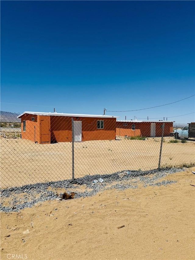 5827 Old Woman Springs Rd, Johnson Valley, CA 92285 - photo 2