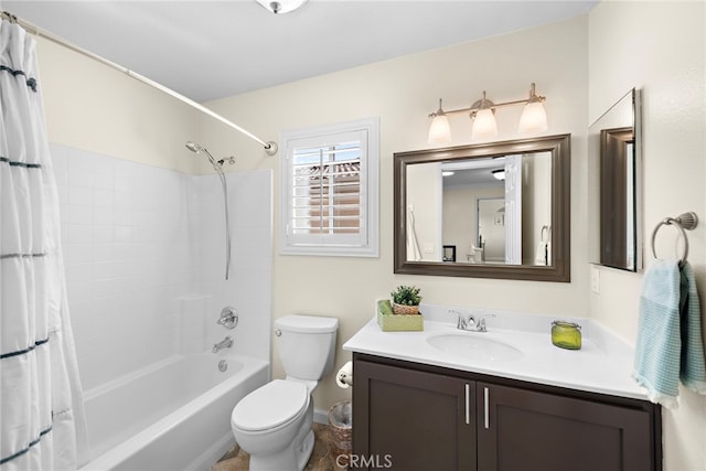 2 Anglesite, Rancho Santa Margarita, CA 92688 - full bath featuring toilet, vanity, and shower / tub combo with curtain
