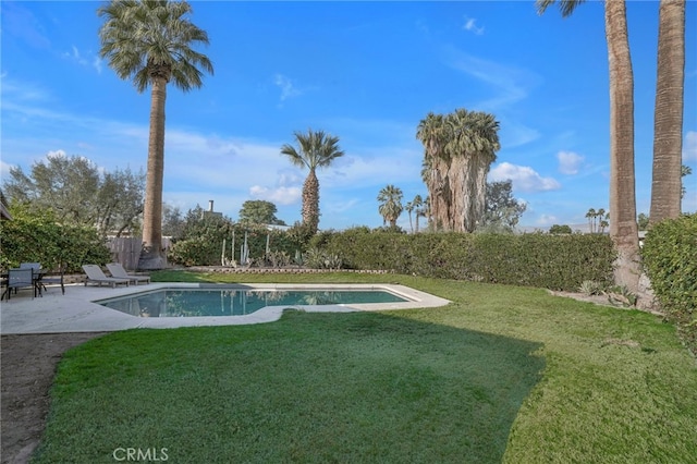 74216 Myrsine Ave, Palm Desert, CA 92260 - view of yard featuring a patio area