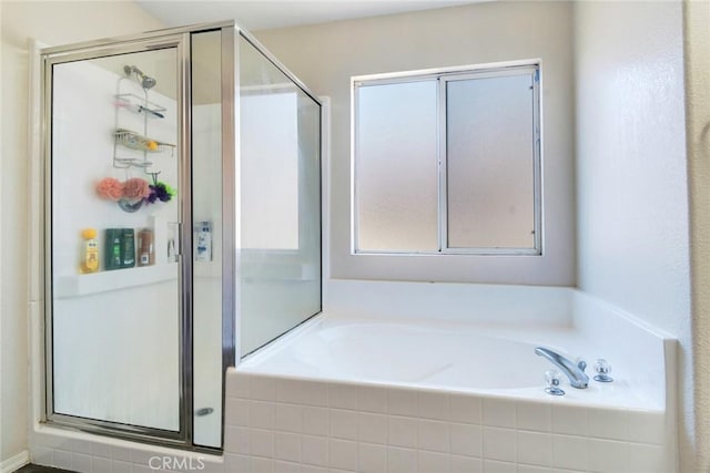 1113 Juniper Ct, San Jacinto, CA 92582 - bathroom with a bath and a stall shower