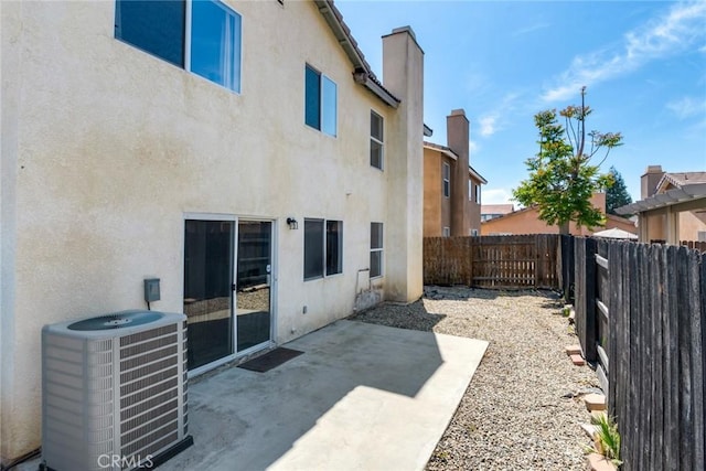 1113 Juniper Ct, San Jacinto, CA 92582 - fenced backyard with central AC and a patio