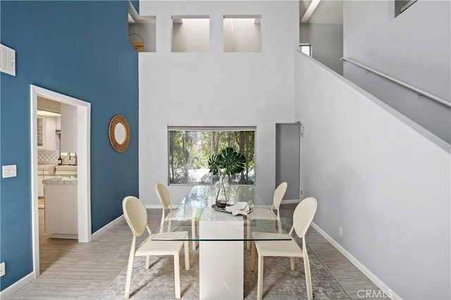 23246 Canzonet St, Woodland Hills, CA 91367 - photo 5