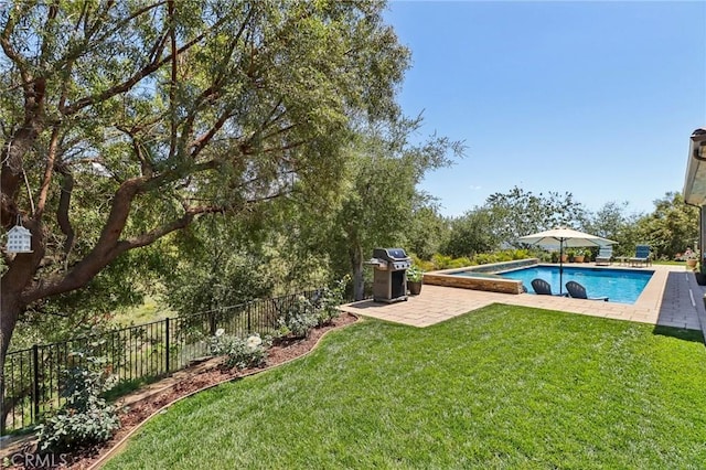 4004 Snowgoose St, Simi Valley, CA 93065 - view of swimming pool featuring a patio