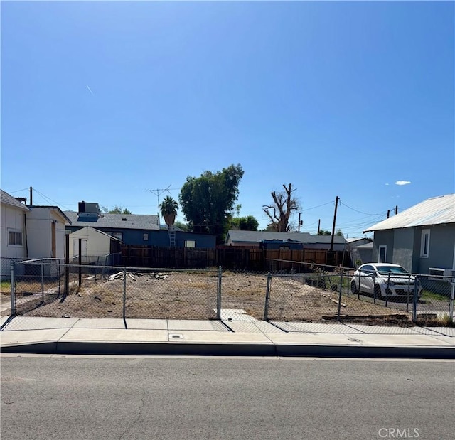 520 Quivera St, Needles CA, 92363 land for sale