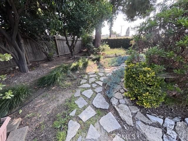 2020 W Swanee Ln, West Covina, CA 91790 - view of yard