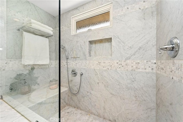 1280 Dumaine Ave, Oak Park, CA 91377 - bathroom featuring a tile shower