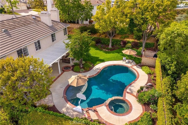 1280 Dumaine Ave, Oak Park, CA 91377 - view of swimming pool with a patio area, a pool with connected hot tub, and a lawn