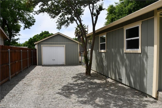 635 N Plumas St, Willows, CA 95988 - detached garage with fence and gravel driveway