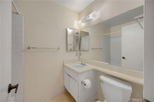2622 N Tustin Ave Unit 147, Santa Ana, CA 92705 - full bath with toilet and vanity