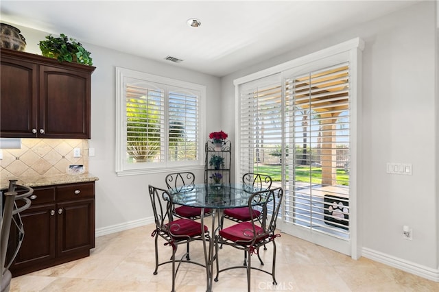 4009 Cerveza Cir, Corona, CA 92881 - dining area featuring baseboards and light tile patterned floors