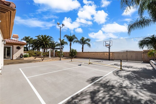 4009 Cerveza Cir, Corona, CA 92881 - view of basketball court with a tennis court and fence
