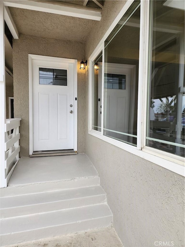 880 S State St, Hemet, CA 92543 - entrance to property featuring stucco siding