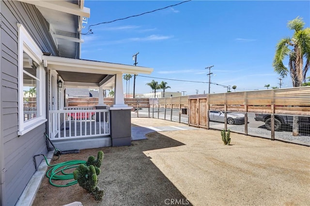 4107 37th St, San Diego, CA 92105 - view of covered porch