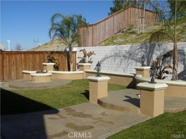 32489 Francisco Pl, Temecula, CA 92592 - view of home's community featuring fence and a patio