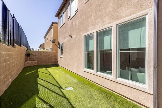 20621 Chestnut Cir, Porter Ranch, CA 91326 - view of yard