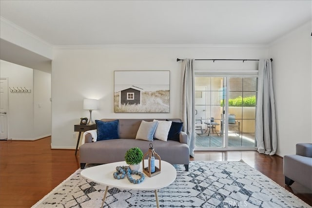 21345 Hawthorne Blvd Unit 126, Torrance, CA 90503 - living room featuring wood finished floors, crown molding, and baseboards