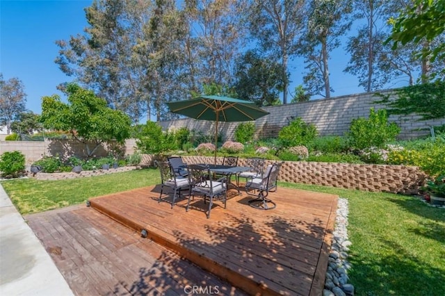 12538 Old Port Ct, Rancho Cucamonga, CA 91739 - wooden deck featuring outdoor dining area