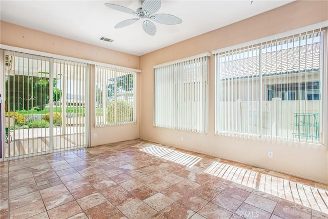 588 Twin Hills Dr, Banning, CA 92220 - view of unfurnished sunroom
