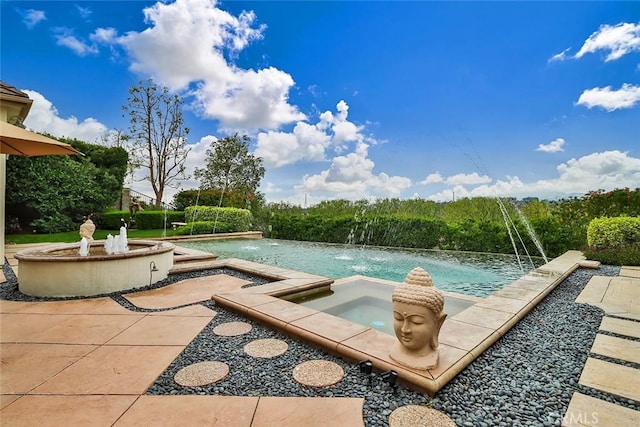 6791 Trevino Dr, Moorpark, CA 93021 - view of pool with a pool with connected hot tub