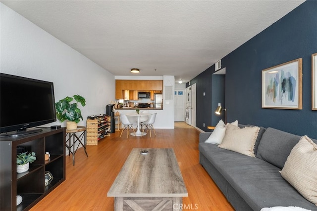 1100 Euclid Ave Unit 108, Long Beach, CA 90804 - living room featuring wood finished floors