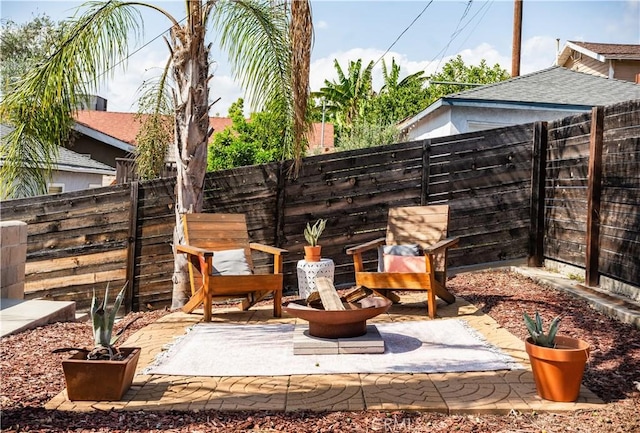 3100 Verdugo Rd, Los Angeles, CA 90065 - fenced backyard featuring a patio