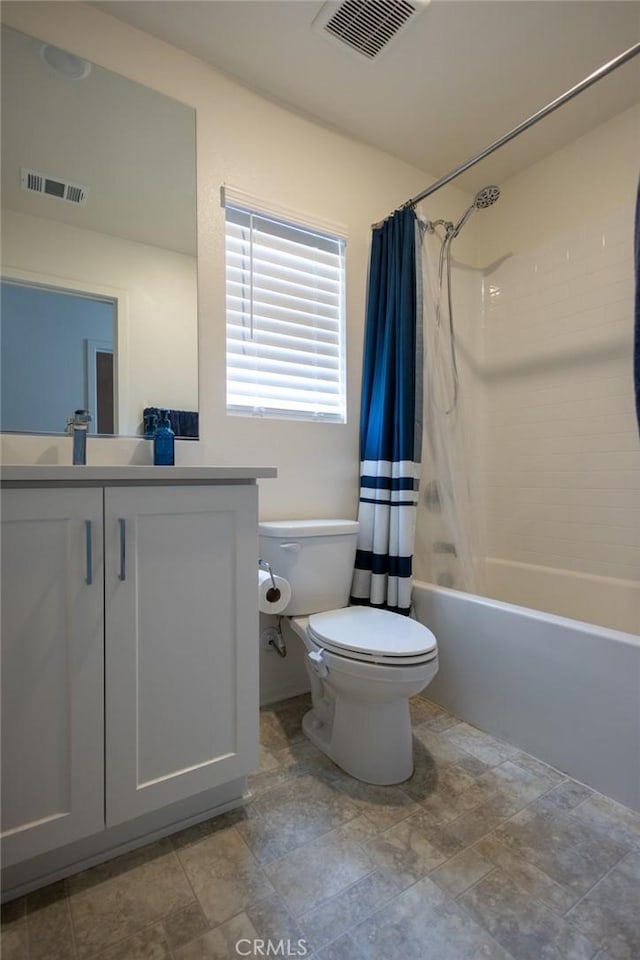1810 Park Place Ln, Riverside, CA 92501 - bathroom with toilet, shower / tub combo with curtain, and vanity