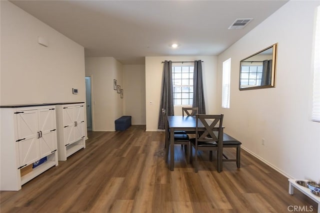 1810 Park Place Ln, Riverside, CA 92501 - dining space with wood finished floors, baseboards, and recessed lighting