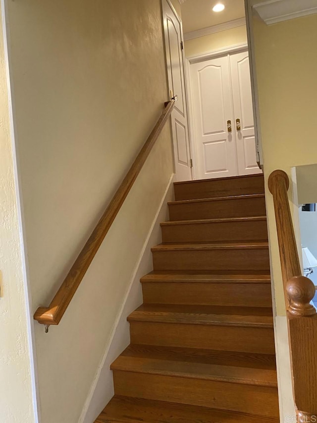 6172 Tamilynn St, San Diego, CA 92122 - view of stairs