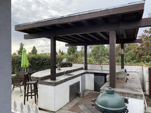 6172 Tamilynn St, San Diego, CA 92122 - view of patio featuring an outdoor kitchen