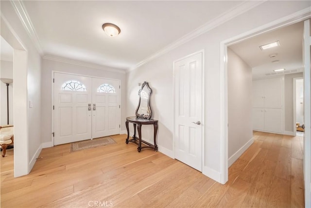780 Brown Sage Dr, Glendora, CA 91741 - foyer featuring light wood-type flooring, crown molding, and baseboards