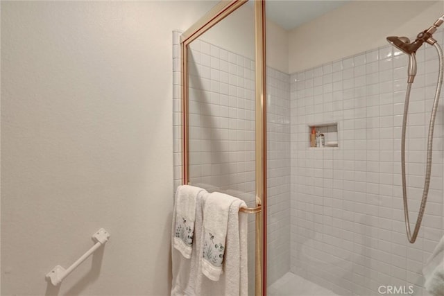 3511 Daffodil Ave Unit 14, Corona Del Mar, CA 92625 - full bath featuring a stall shower