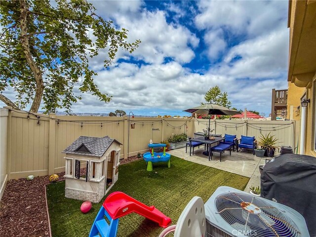 5485 San Roberto, San Diego, CA 92154 - fenced backyard featuring a patio area