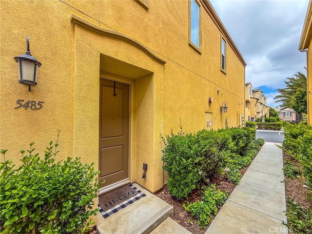 5485 San Roberto, San Diego, CA 92154 - entrance to property with stucco siding