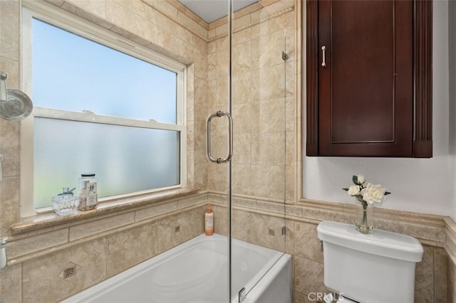 566 Elkhorn Dr, Duarte, CA 91010 - bathroom with toilet and enclosed tub / shower combo