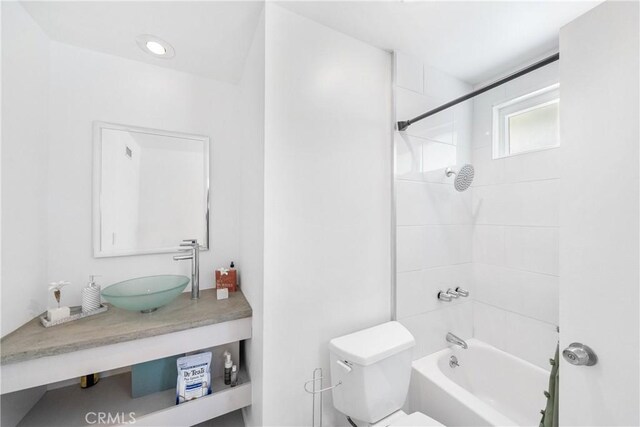 20191 Imperial Cove Ln, Huntington Beach, CA 92646 - bathroom with tub / shower combination, vanity, and toilet