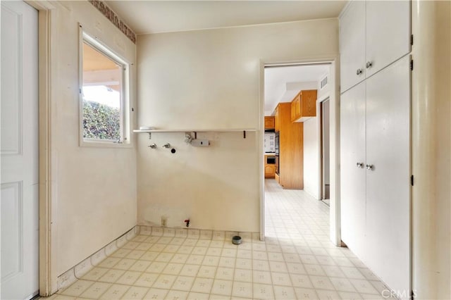 926 E Dalton Ave, Glendora, CA 91741 - washroom featuring light floors and washer hookup