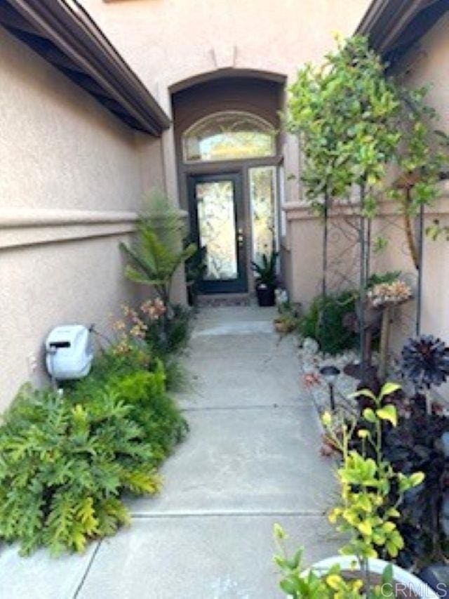 2307 Columbine Dr, Alpine, CA 91901 - entrance to property with stucco siding