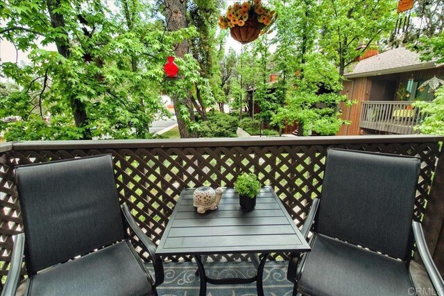 2157 Arnold Way Unit 821, Alpine, CA 91901 - balcony featuring outdoor dining area