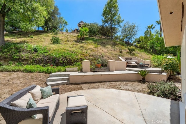 view of patio with outdoor lounge area